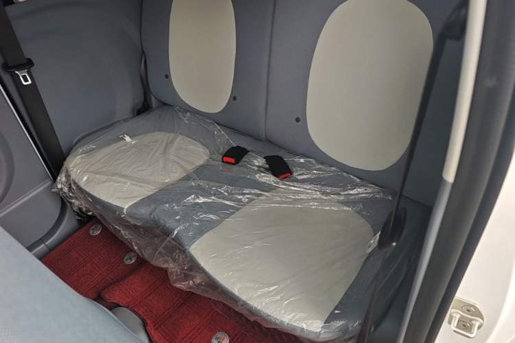 Used Bestune Pony 2025 222km Lightning Horse Left Rear Seat