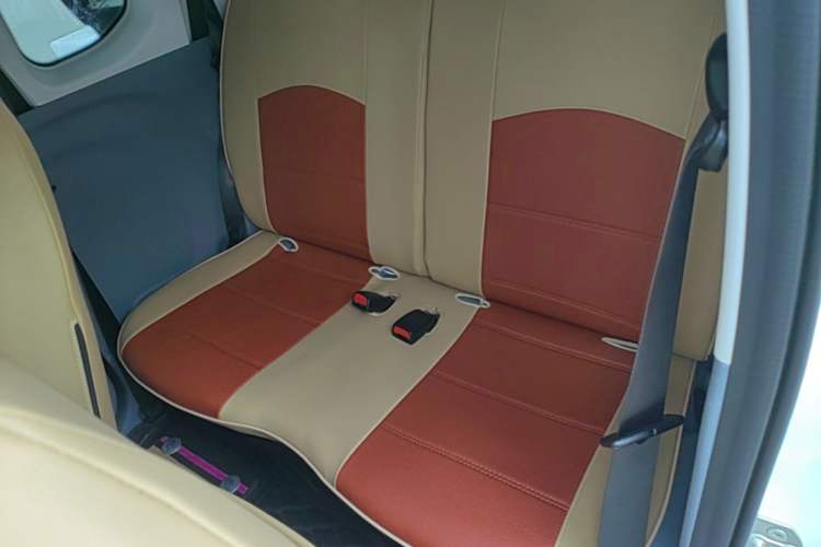 Used Bestune Pony 2025 222km Range Agile Horse Left Rear Seat