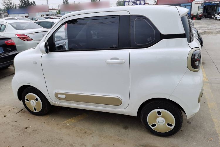 Used Bestune Pony 2025 222km Range Linglong Horse Left Side
