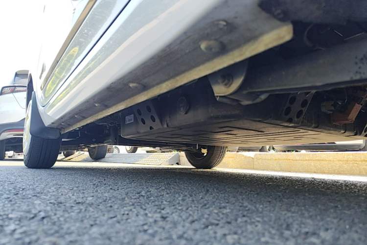 Used Bestune Pony 2025 222km Lightning Horse Left Side Sill