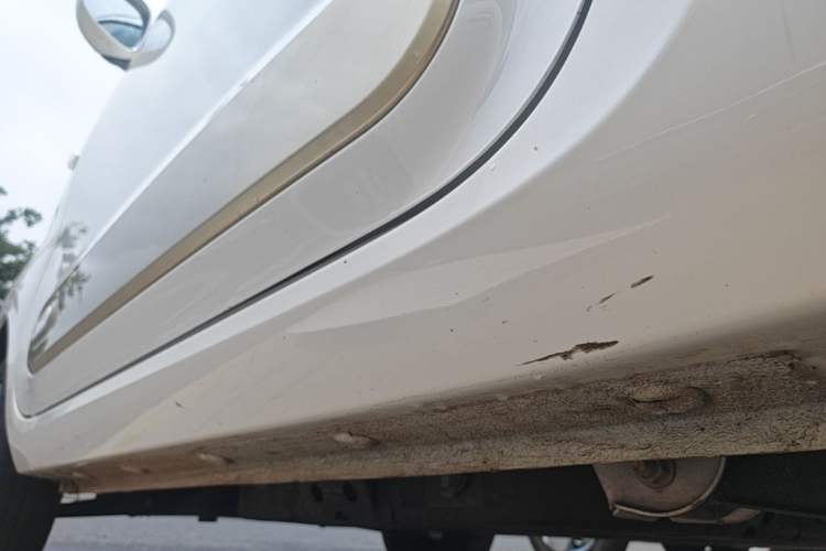 Used Bestune Pony 2025 222km Lightning Horse Left Side Sill