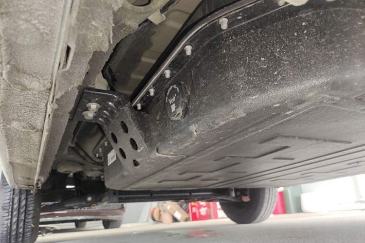 Used Bestune Pony 2025 222km Lightning Horse Left Side Sill