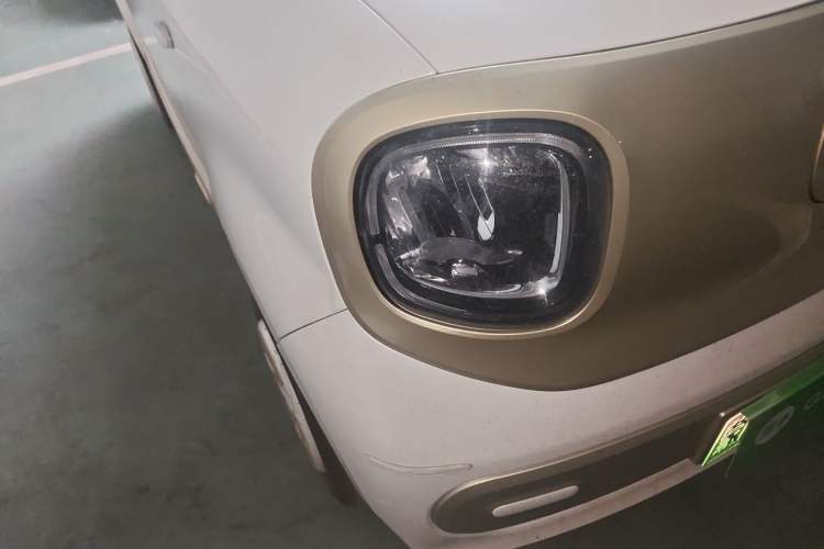 Used Bestune Pony 2025 222km Range Agile Horse Right Front Headlight