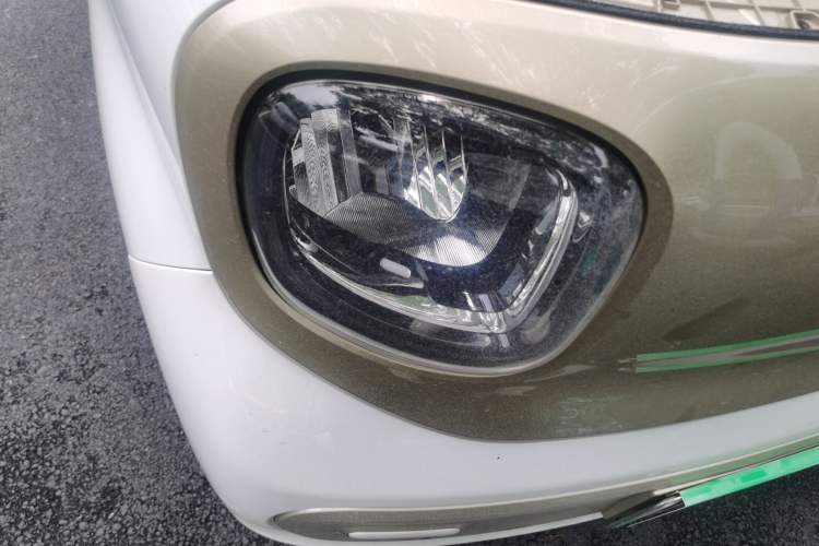 Used Bestune Pony 2025 222km Range Linglong Horse Right Front Headlight