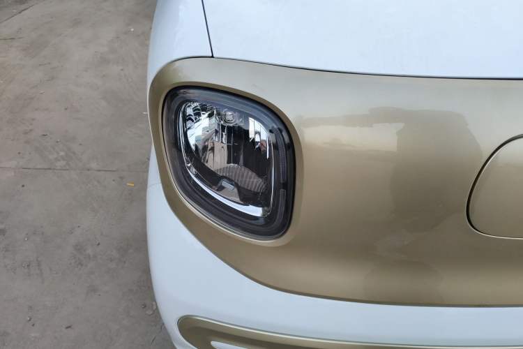 Used Bestune Pony 2025 222km Range Agile Horse Right Front Headlight