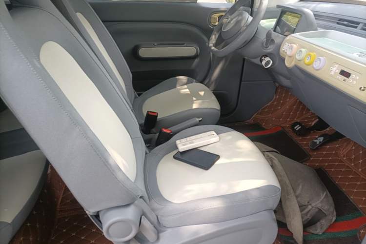 Used Bestune Pony 2025 222km Clever Horse Right Front Seat