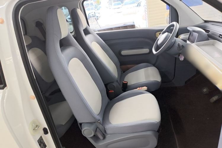 Used Bestune Pony 2025 222km Range Agile Horse Right Front Seat