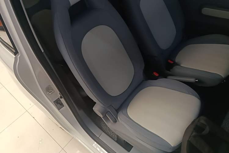 Used Bestune Pony 2025 222km Lightning Horse Right Front Seat