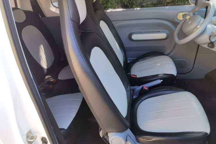 Used Bestune Pony 2025 222km Range Agile Horse Right Front Seat
