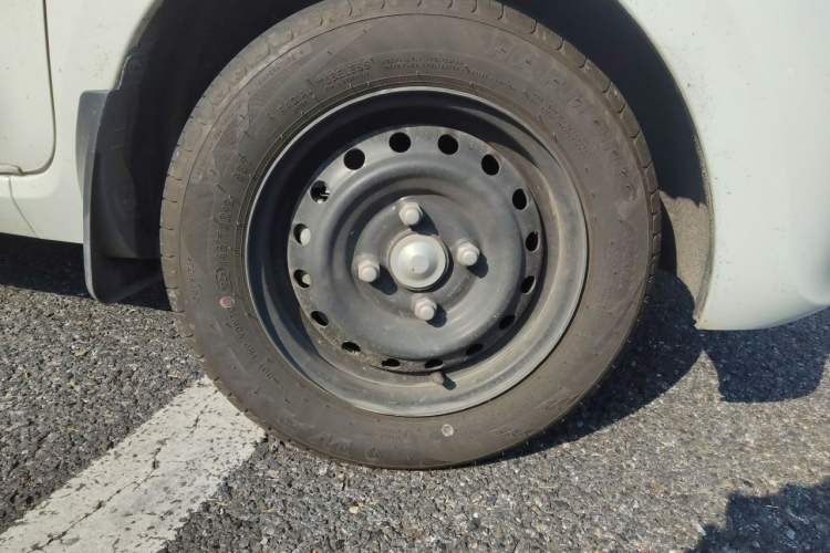 Used Bestune Pony 2025 222km Lightning Horse Right Front Wheel Hub