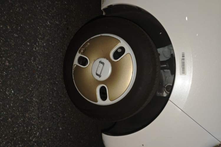 Used Bestune Pony 2025 222km Lightning Horse Right Front Wheel Hub