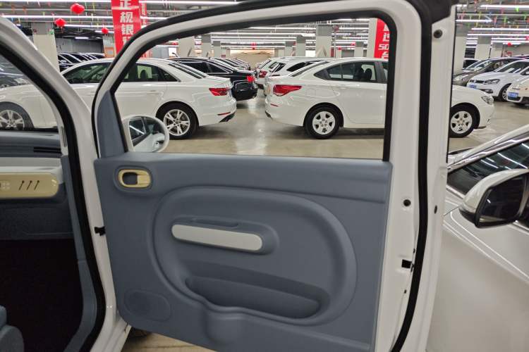 Used Bestune Pony 2025 222km Lightning Horse Right Rear Door Interior