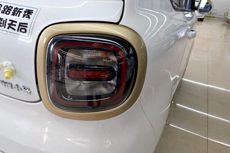 Used Bestune Pony 2025 222km Range Agile Horse Right Rear Taillight
