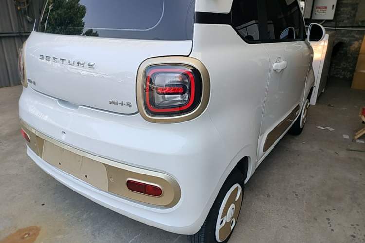 Used Bestune Pony 2025 222km Range Elegant Horse Right Rear Taillight