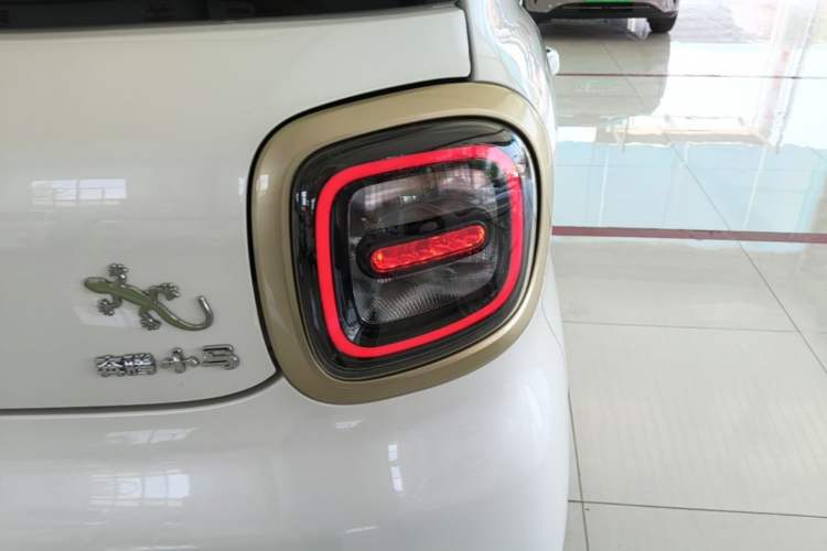 Used Bestune Pony 2025 222km Range Agile Horse Right Rear Taillight