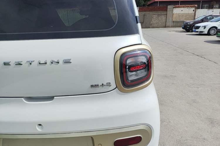 Used Bestune Pony 2025 222km Range Linglong Horse Right Rear Taillight