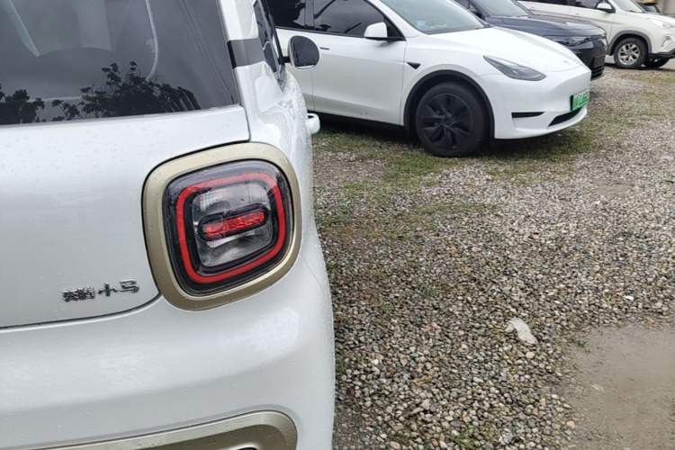 Used Bestune Pony 2025 222km Range Agile Horse Right Rear Taillight