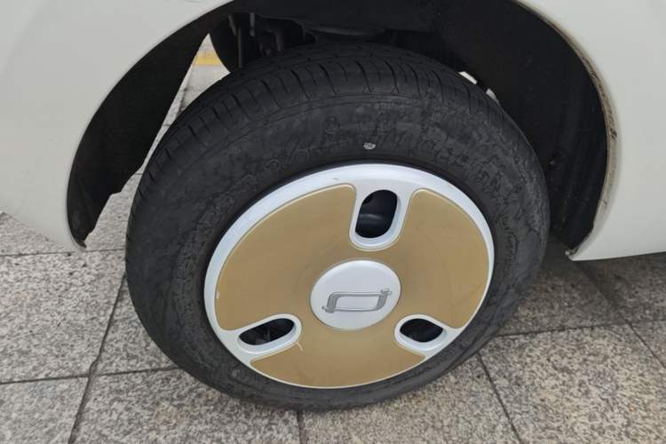 Used Bestune Pony 2025 222km Lightning Horse Right Rear Wheel Hub