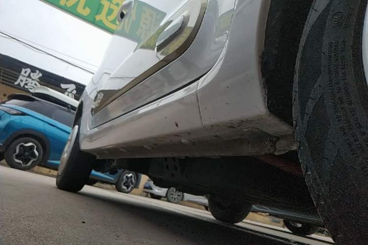 Used Bestune Pony 2025 222km Range Linglong Horse Right Side Sill