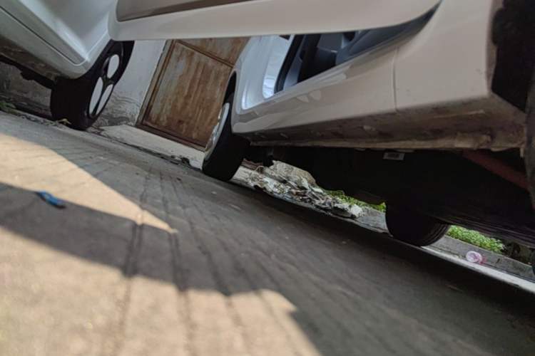 Used Bestune Pony 2025 222km Lightning Horse Right Side Sill