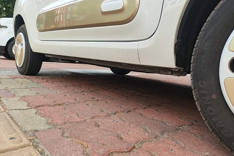 Used Bestune Pony 2025 222km Range Linglong Horse Right Side Sill