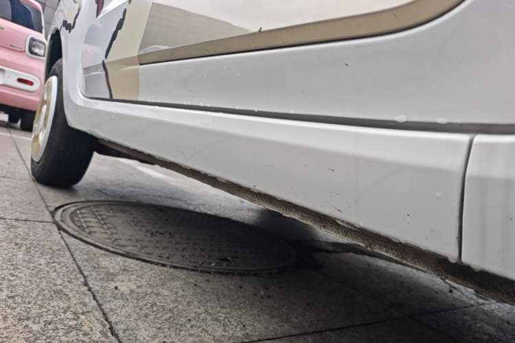 Used Bestune Pony 2025 222km Lightning Horse Right Side Sill