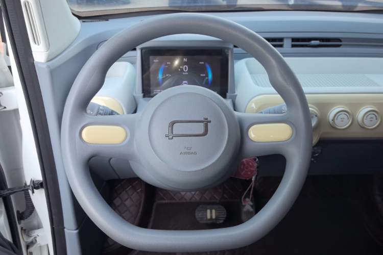 Used Bestune Pony 2025 222km Range Agile Horse Steering Wheel