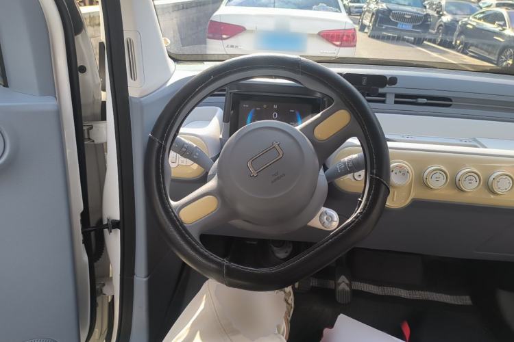 Used Bestune Pony 2025 222km Range Agile Horse Steering Wheel