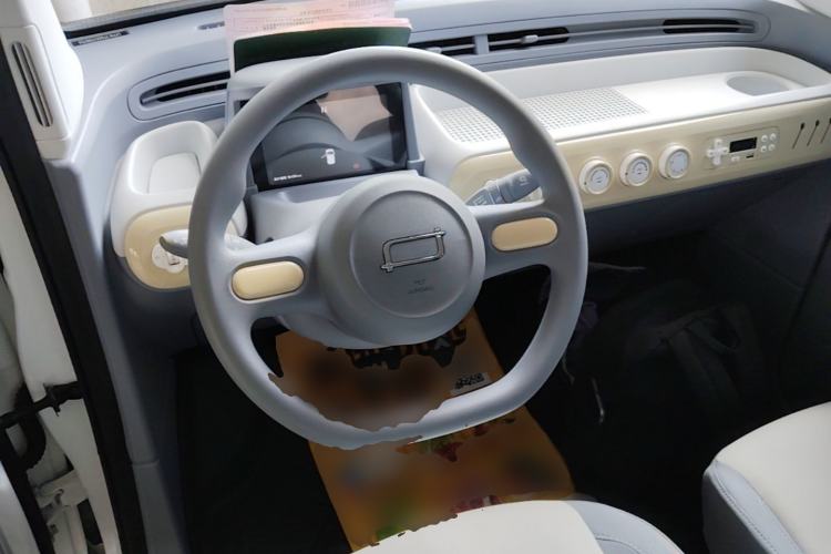 Used Bestune Pony 2025 222km Range Agile Horse Steering Wheel