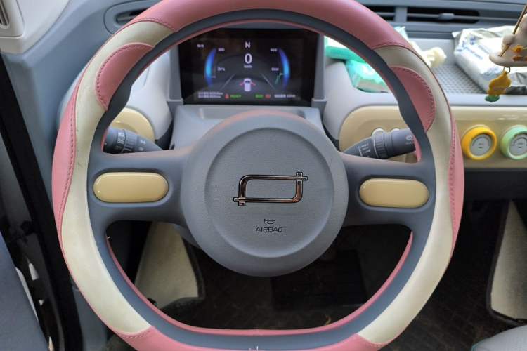 Used Bestune Pony 2025 222km Range Agile Horse Steering Wheel