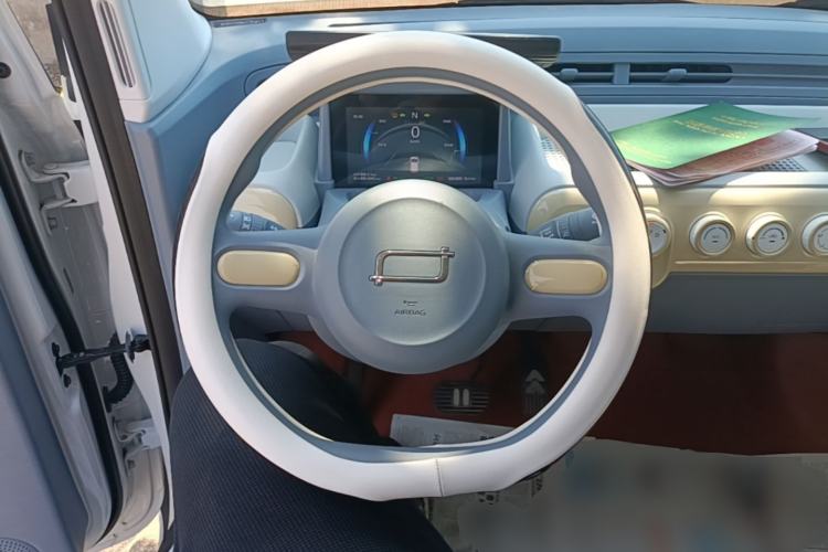 Used Bestune Pony 2025 222km Range Agile Horse Steering Wheel