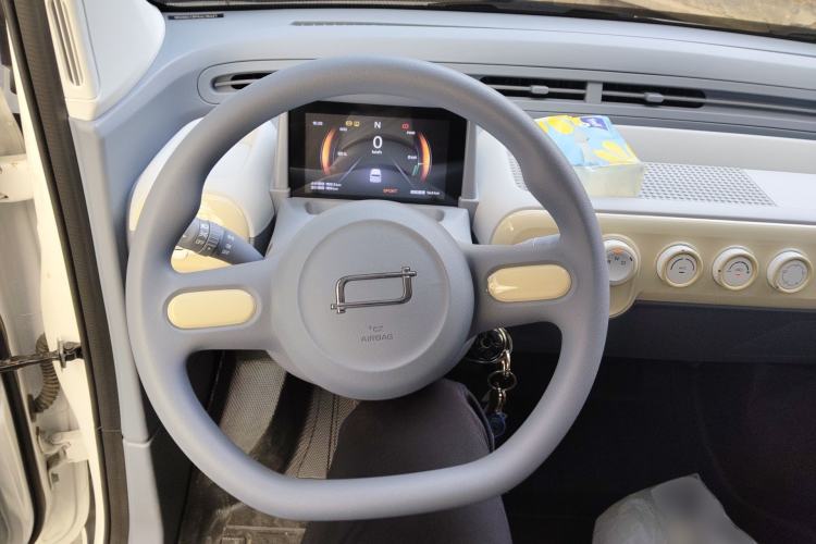 Used Bestune Pony 2025 222km Range Agile Horse Steering Wheel