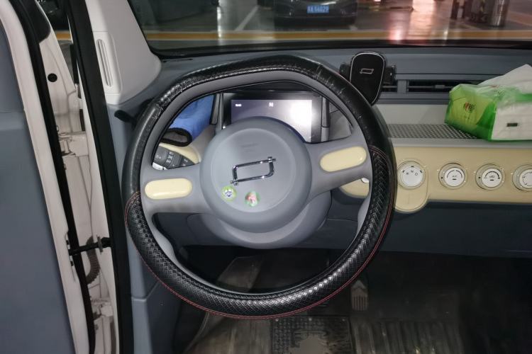 Used Bestune Pony 2025 222km Range Agile Horse Steering Wheel