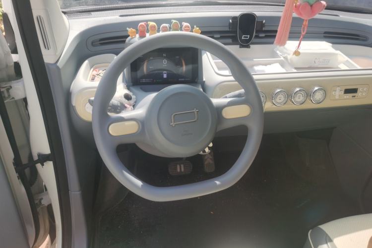 Used Bestune Pony 2025 222km Range Agile Horse Steering Wheel
