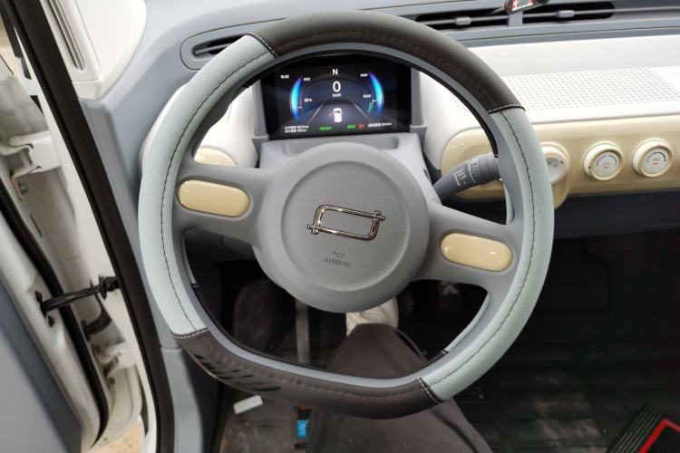 Used Bestune Pony 2025 222km Range Linglong Horse Steering Wheel