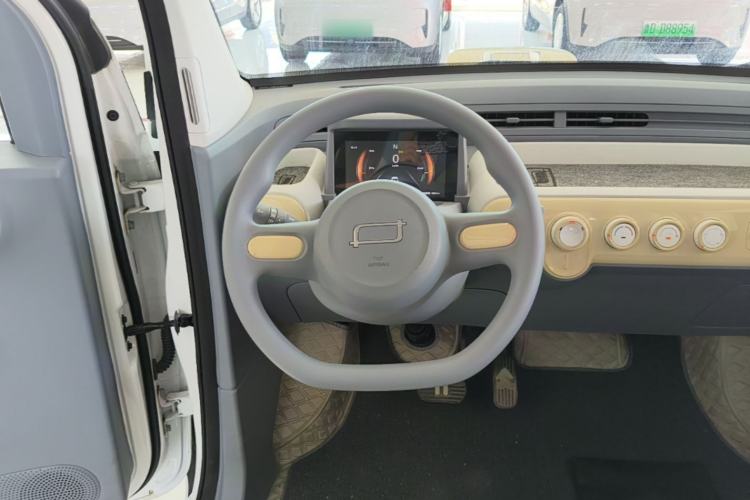 Used Bestune Pony 2025 222km Range Agile Horse Steering Wheel