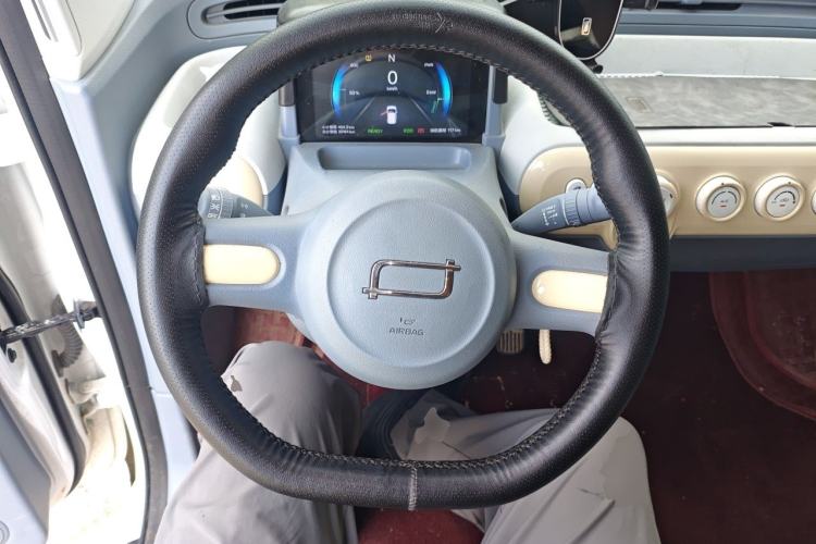 Used Bestune Pony 2025 222km Range Agile Horse Steering Wheel