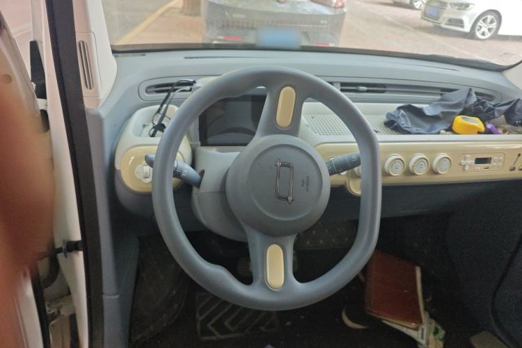Used Bestune Pony 2025 222km Range Agile Horse Steering Wheel