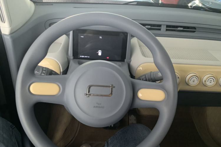 Used Bestune Pony 2025 222km Range Linglong Horse Steering Wheel