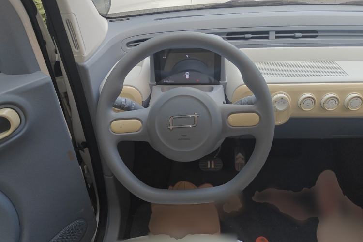 Used Bestune Pony 2025 222km Range Linglong Horse Steering Wheel