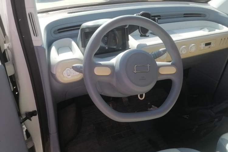Used Bestune Pony 2025 222km Range Agile Horse Steering Wheel