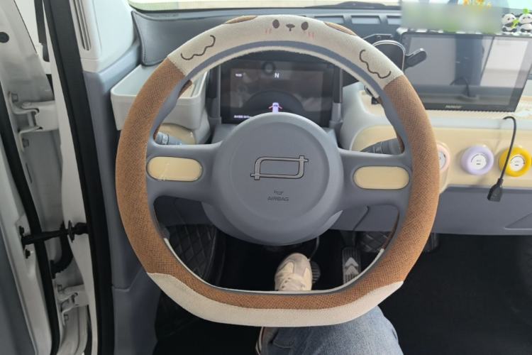 Used Bestune Pony 2025 222km Range Agile Horse Steering Wheel