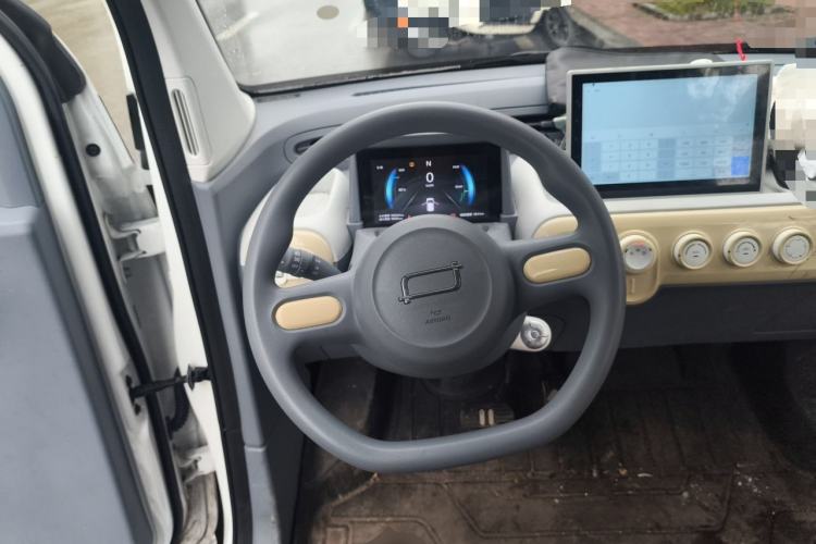 Used Bestune Pony 2025 222km Range Agile Horse Steering Wheel