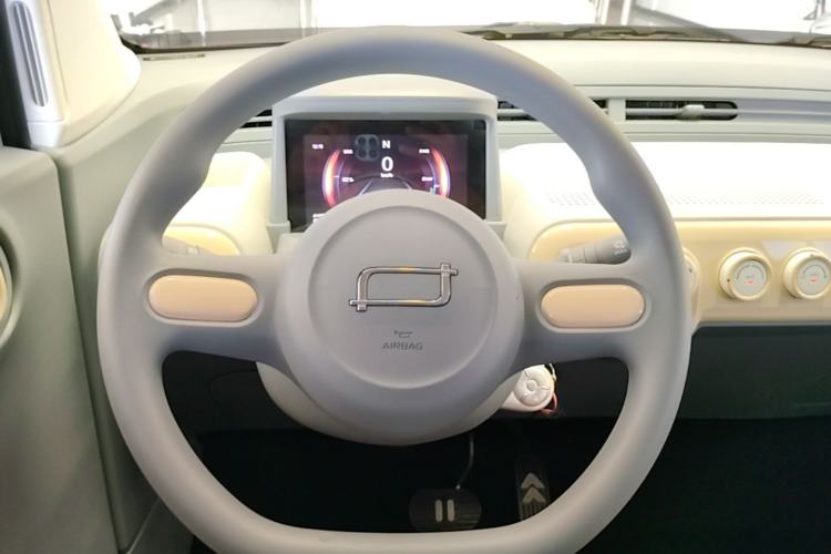 Used Bestune Pony 2025 222km Range Agile Horse Steering Wheel