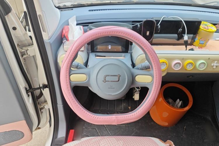 Used Bestune Pony 2025 222km Range Agile Horse Steering Wheel
