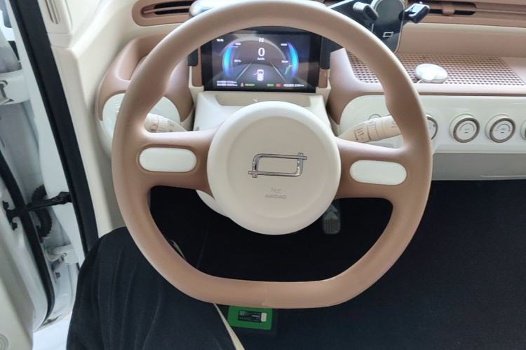 Used Bestune Pony 2025 222km Range Agile Horse Steering Wheel