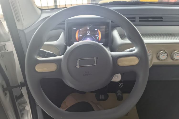 Used Bestune Pony 2025 222km Range Agile Horse Steering Wheel
