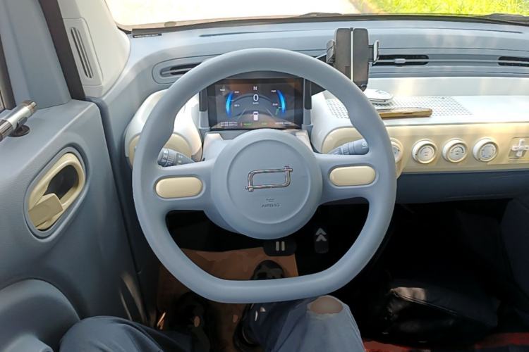 Used Bestune Pony 2025 222km Range Agile Horse Steering Wheel