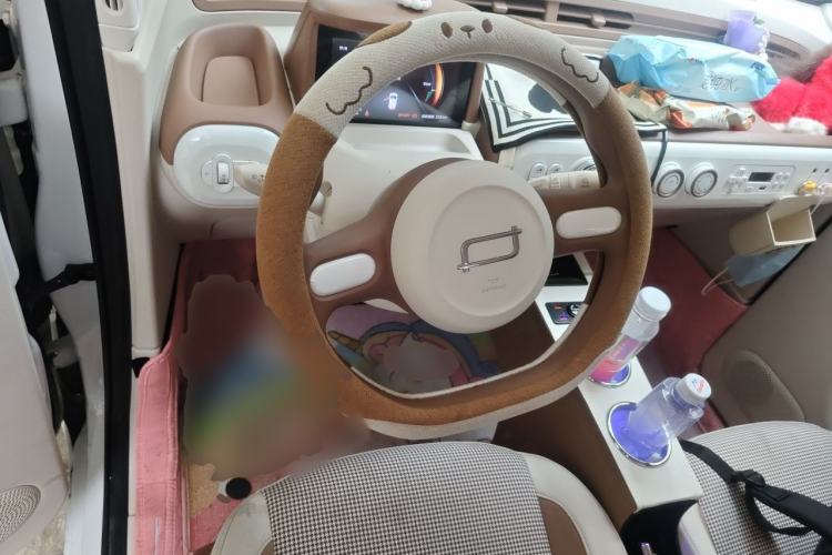 Used Bestune Pony 2025 222km Range Agile Horse Steering Wheel