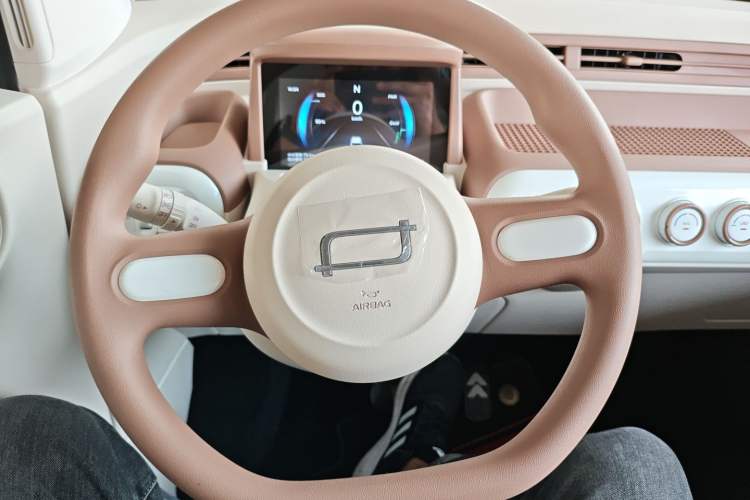 Used Bestune Pony 2025 222km Range Agile Horse Steering Wheel